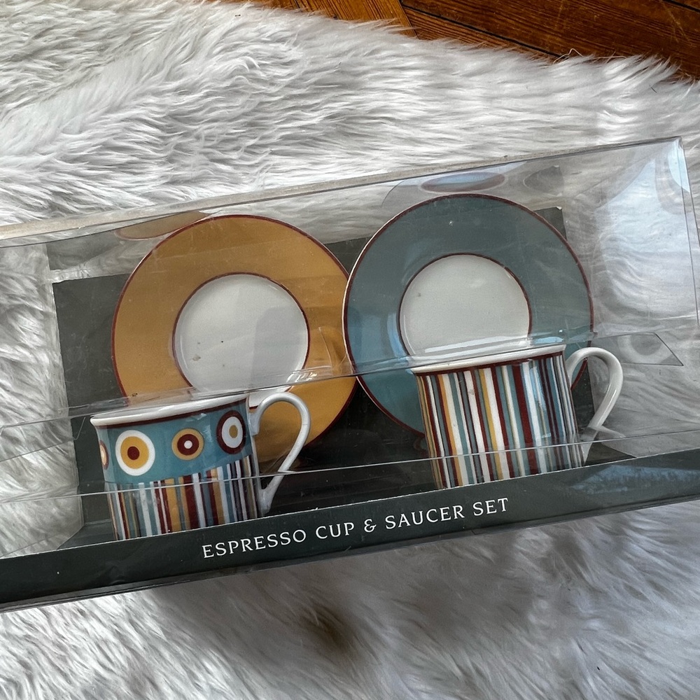 Creative expresso cup and saucer set. BRAND NEW